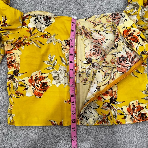 Soho New York & Co Women’s Sz L Yellow Floral Puff Sleeve Off the Shoulder Top - Picture 6 of 9